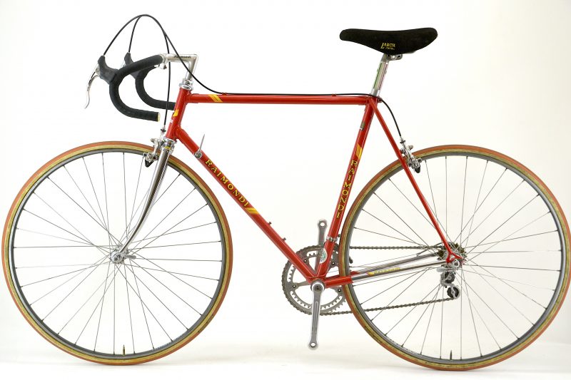 Raimondi Superleggero Blood Orange Road Bike