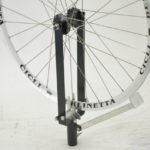 Photo Cinelli Bike Rim Wheel Truing Stand