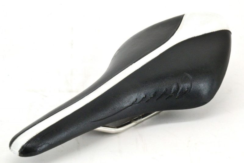 Fizik Road Racing Saddle 2008 218g Black / White Lightweight, Top Quality - Image 3