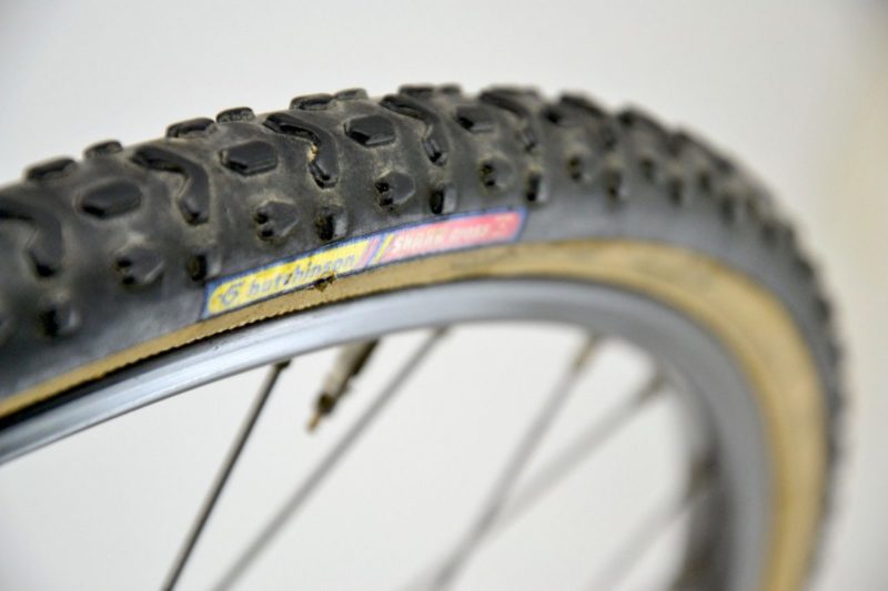 Hutchinson Shark Cross Classic Tubular Tire Skinwall 30mm 700c NOS L'Eroica Tufo - Image 2