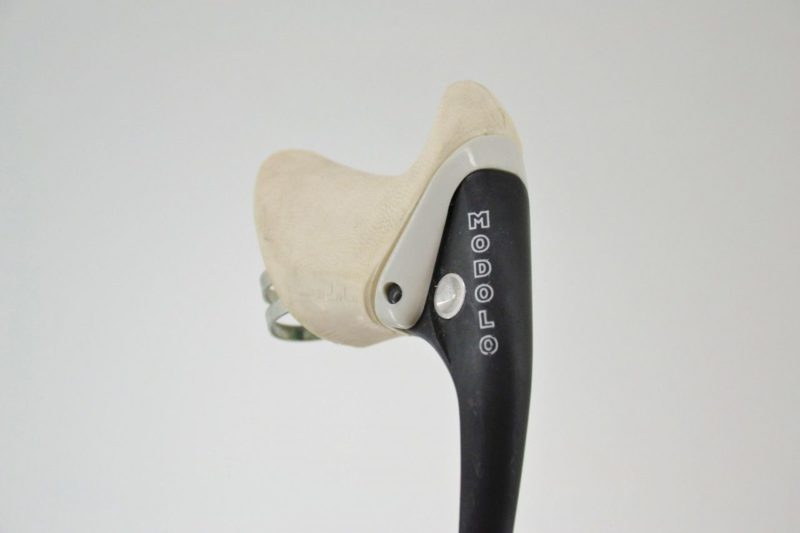 Modolo QT-EXE Aero Brake Levers WHITE NOS Aero Internally Routed Made in Italy - Image 2