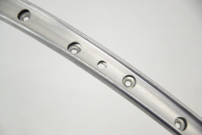 NOS Mavic 'Module 3' Clincher Road Rim Silver 40H 700c 622 22mm 500g - Image 4