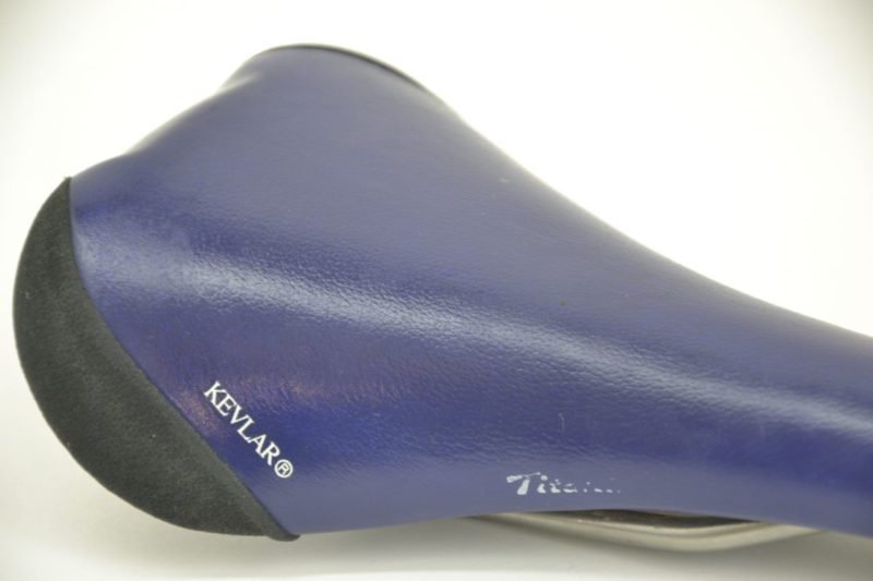 Vintage Selle Italia Flite Titanium saddle in navy blue leather