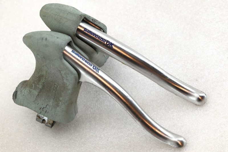 Vintage Shimano 600 AX Brakelevers