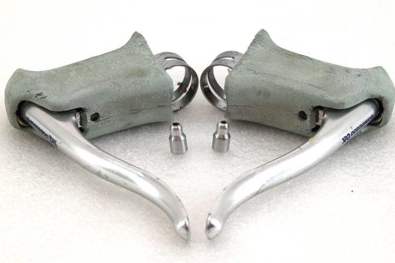 Vintage Shimano 600 AX Brakelevers