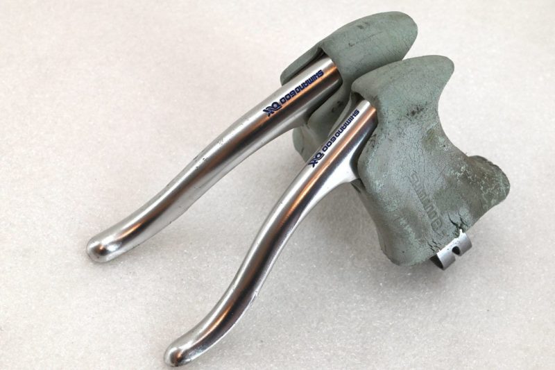 Vintage Shimano 600 AX Brakelevers