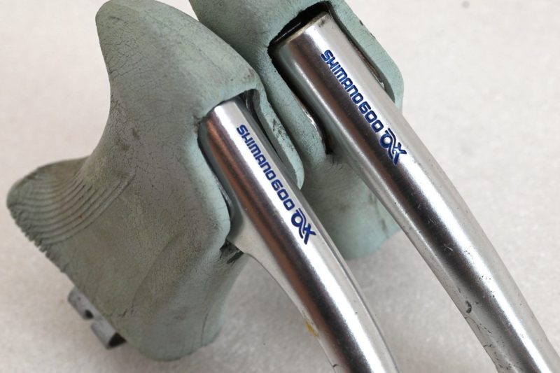 Vintage Shimano 600 AX Brakelevers