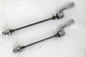 Vintage Shimano Dura Ace #7400 Quick Release Set