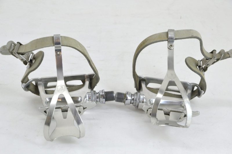 Campagnolo Croce d'Aune Pedals with Toe-clips and Straps - Image 8