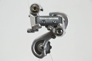 Suntour Cyclone 7000 Rear Derailleur 6 -7 Speed