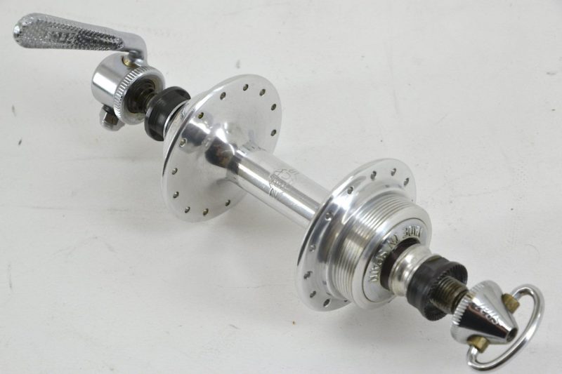NOS Zeus Gran Sport Low Flange Rear Hub 28 Hole - Image 2