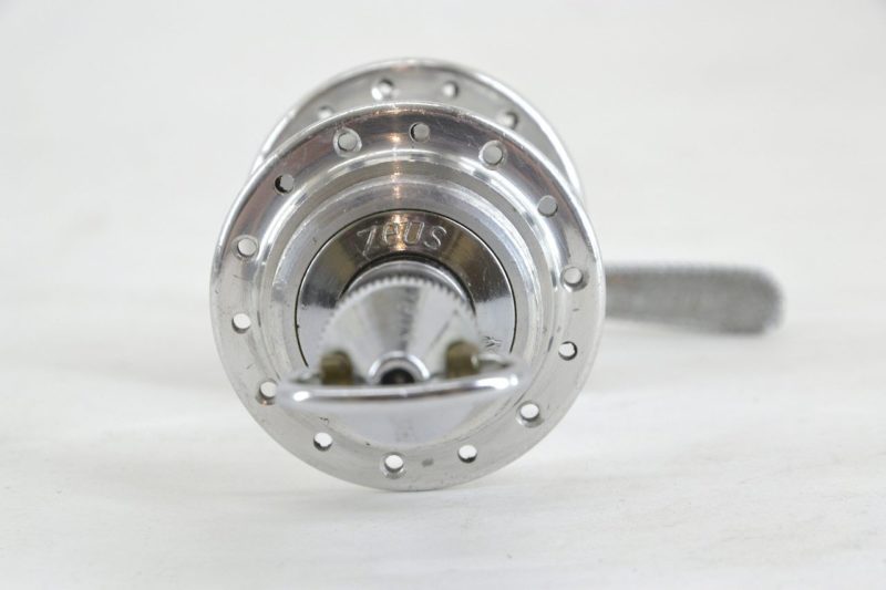 NOS Zeus Gran Sport Low Flange Rear Hub 28 Hole - Image 8