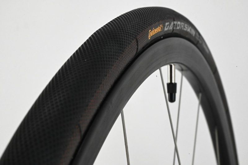 NOS Continental Sprinter Gatorskin Tubular Tire 25mm 28" - Image 3