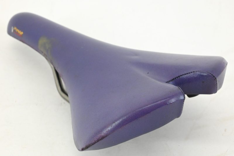 Fizik Vitesse Saddle Purple 1997 Titanium - Image 6