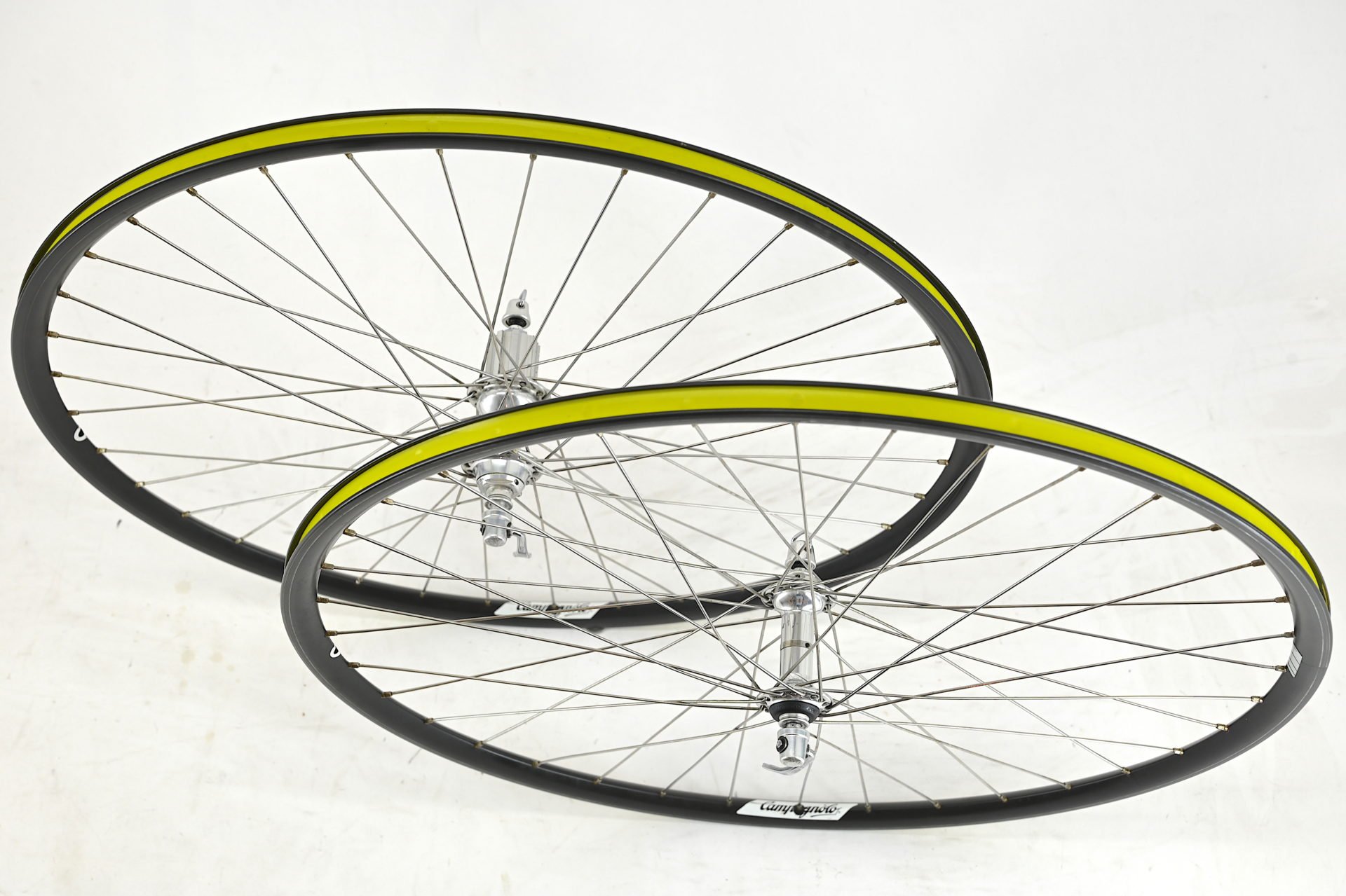 Campagnolo Record Wheelset with Campagnolo Omega Rims 36 Hole - Image 2