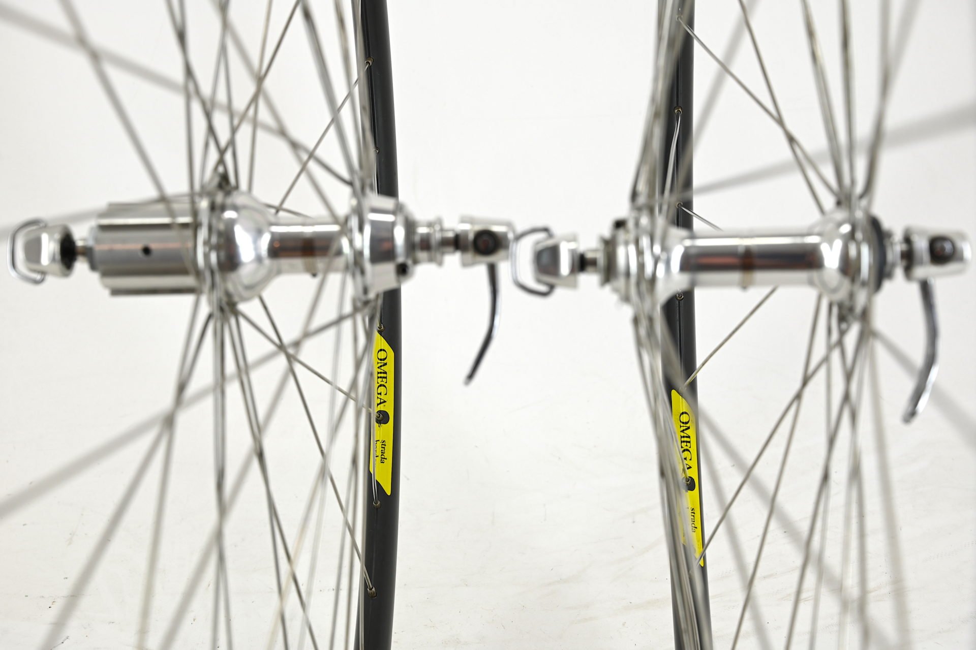 Campagnolo Record Wheelset with Campagnolo Omega Rims 36 Hole - Image 3