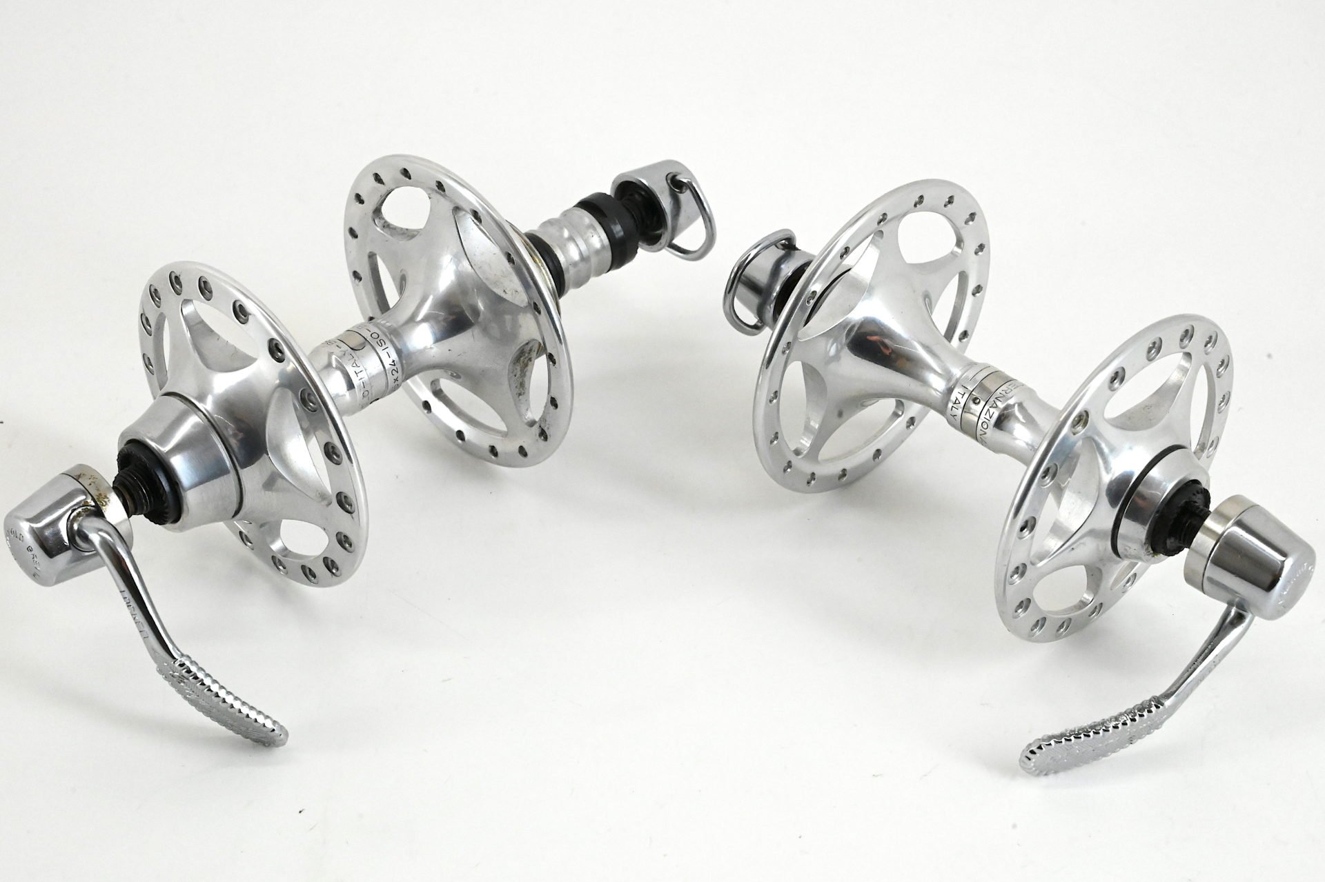 Campagnolo C-Record Sheriff Star Hi-Flange Hubs 36 Hole - Image 2