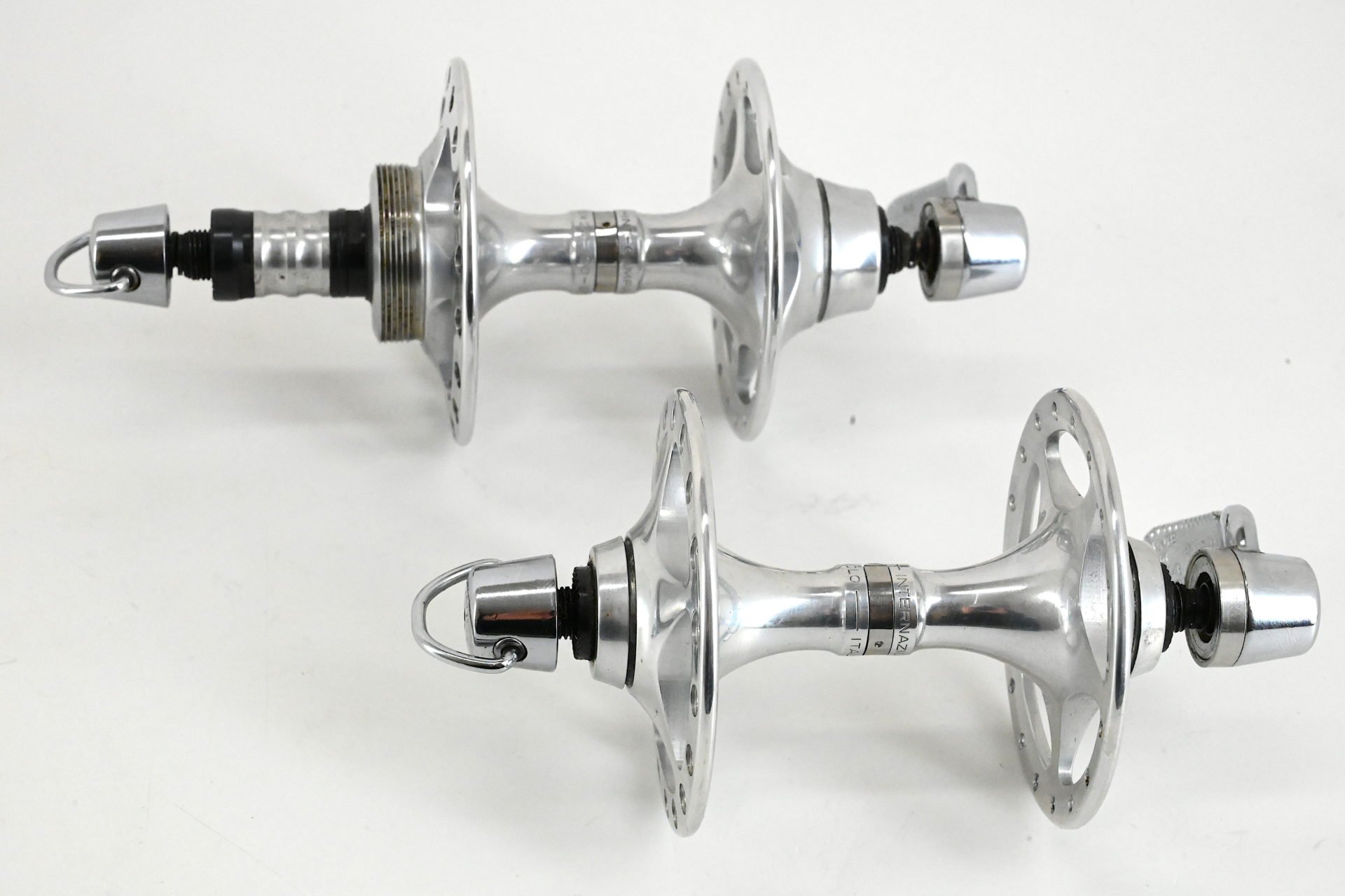 Campagnolo C-Record Sheriff Star Hi-Flange Hubs 36 Hole - Image 4