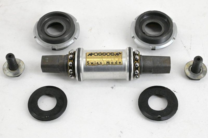 ASSOS Swiss Made Bottom Bracket BSA 113mm Titanium - Image 3