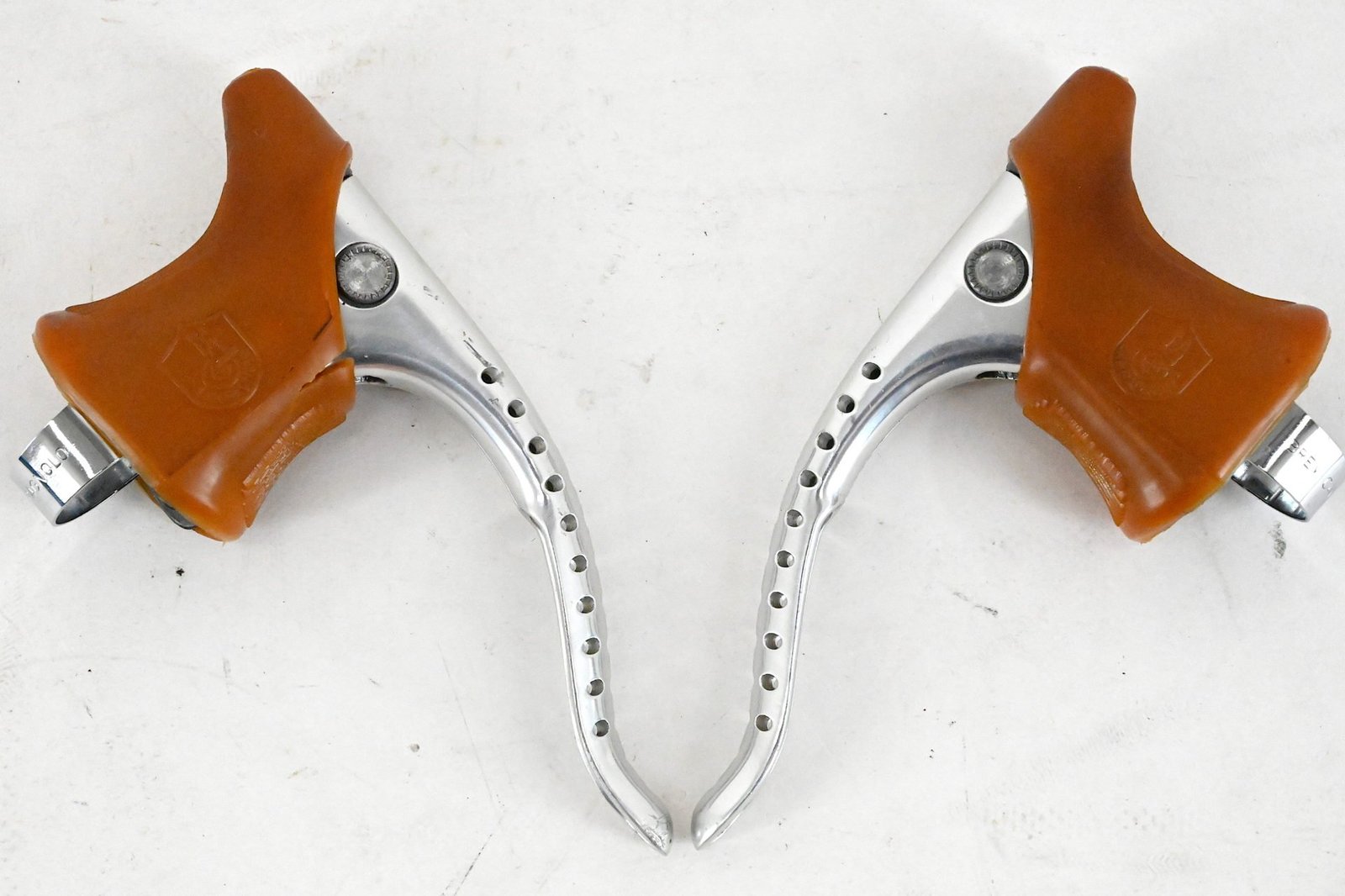 Campagnolo Super Record 4062 Brake Levers Original Hoods - Image 4