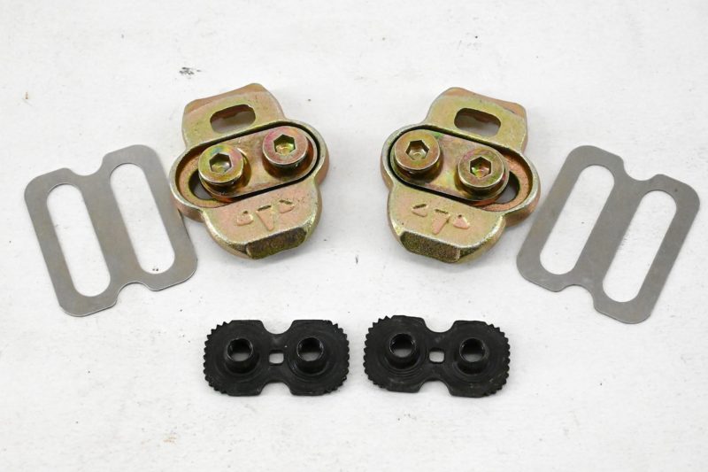 NOS/NIB Classic Look Mountain Bike Click Pedals with Cleats - Image 5