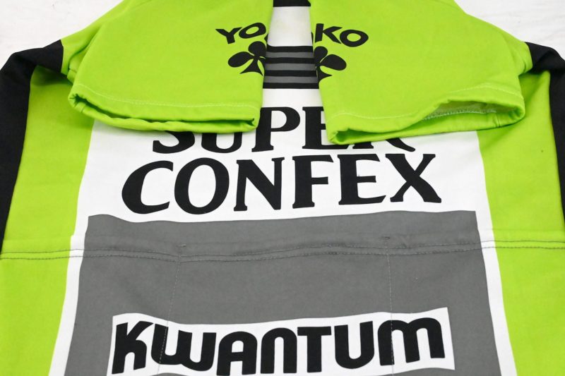 Team Superconfex Kwantum Colnago Jersey with Cycling Cap - Image 6