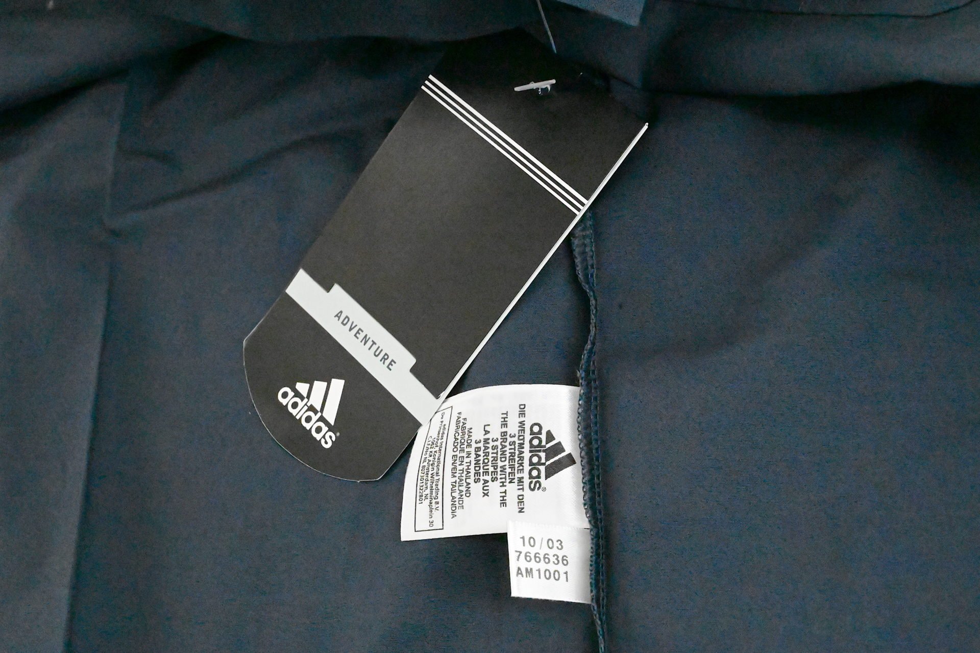 NOS Original Team T-Mobile Adidas Short Sleeve Shirt Size S - Image 5