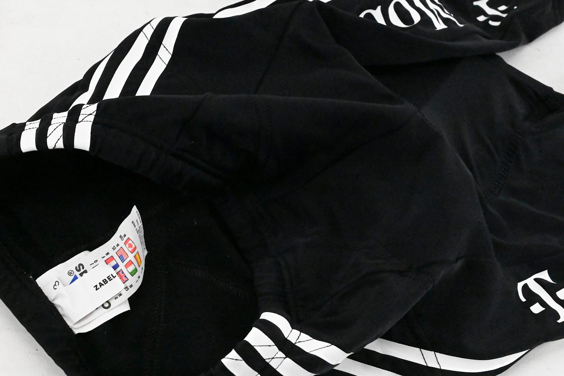 Original Team T-Mobile Adidas Track Cycling Shorts from Erik Zabel Size 3 - Image 4