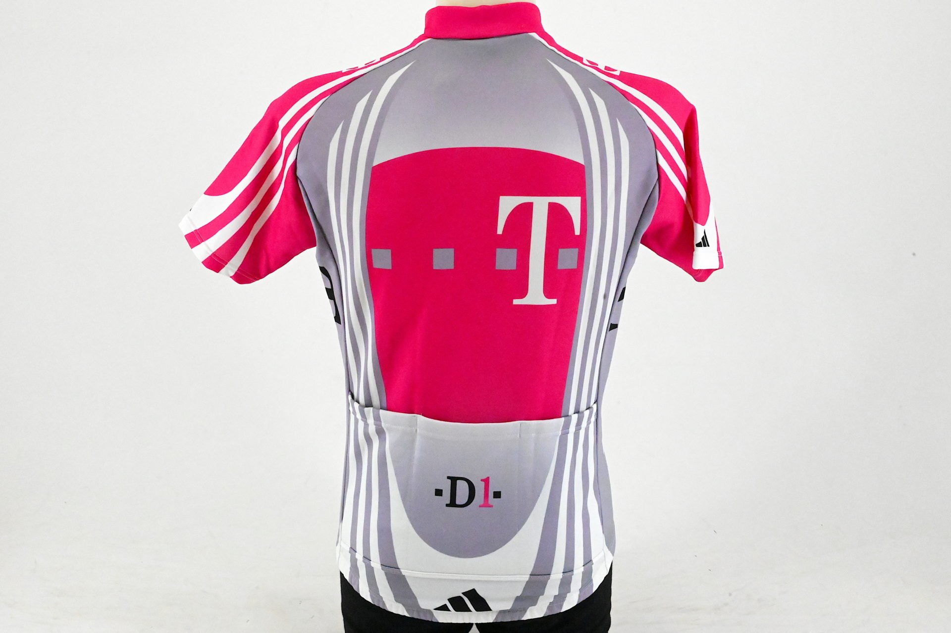 Original Team Deutsche Telekom Jersey Erik Zabel by Adidas Size 3 - Image 6