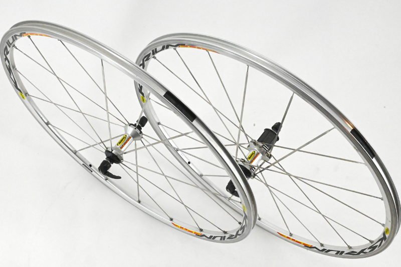 Mavic Ksyrium Elite Wheelset Shimano 18/20 Hole - Image 4