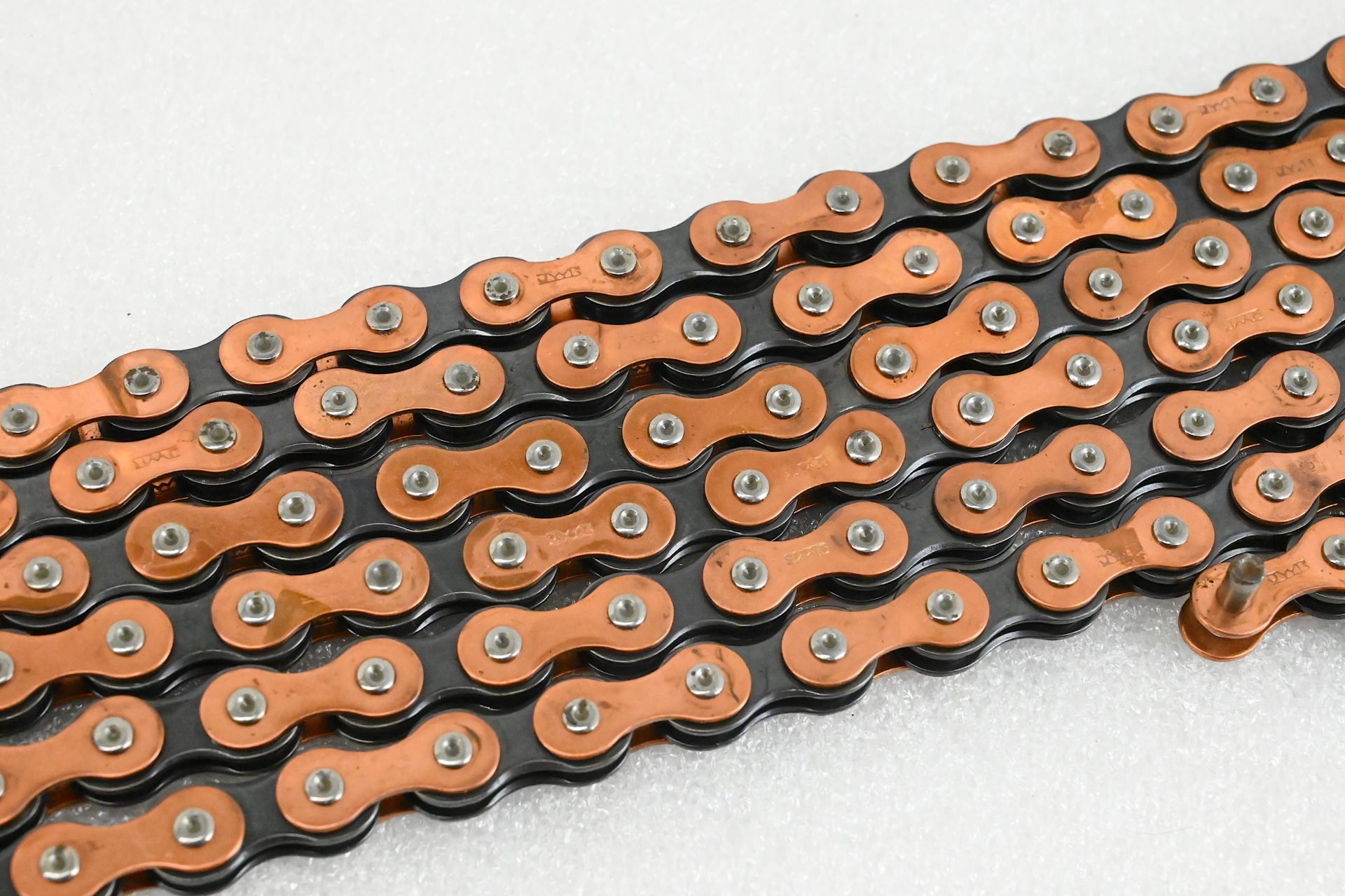 NOS/NIB Iwis Model R81 Copper Plated Road Bicycle Chain 6/7-Speed 116 Links - Image 3