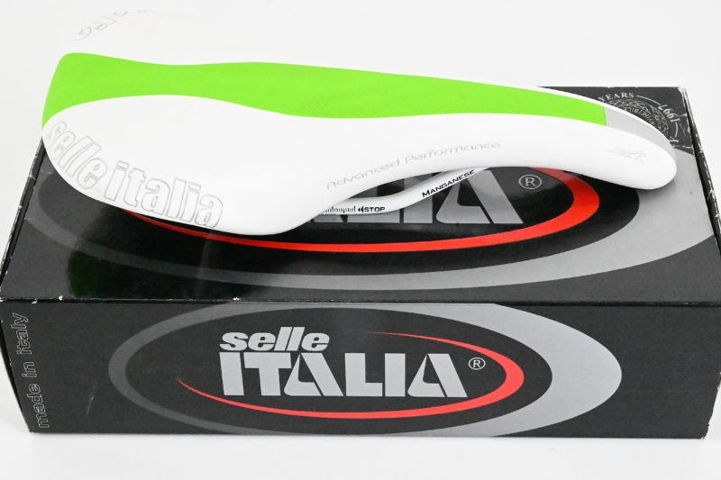 NOS Selle Italia XR Advanced Performance Saddle White/Green