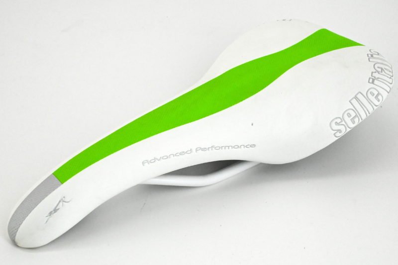 NOS Selle Italia XR Advanced Performance Saddle White/Green - Image 4