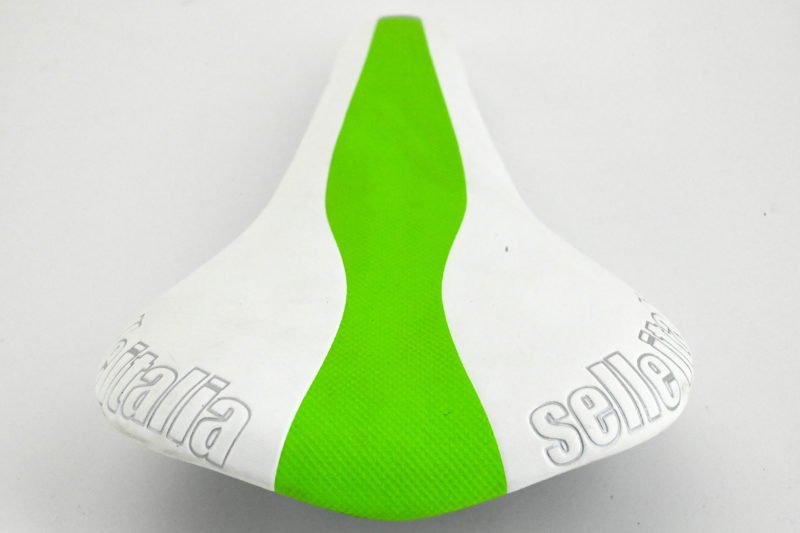 NOS Selle Italia XR Advanced Performance Saddle White/Green - Image 5