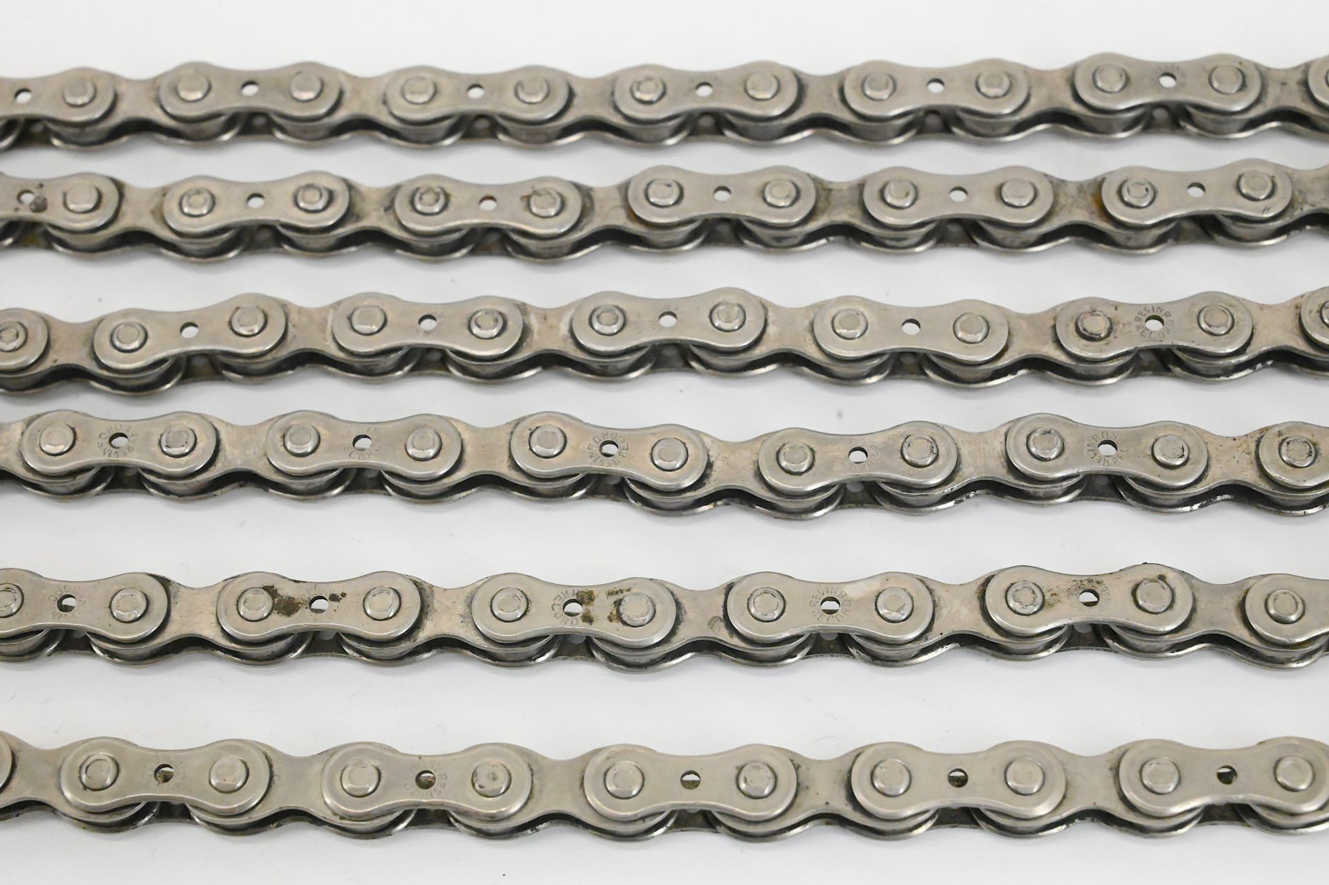 Regina Record Classic Road Bicycle Chain 6/7 - Speed 108 Links - Image 2