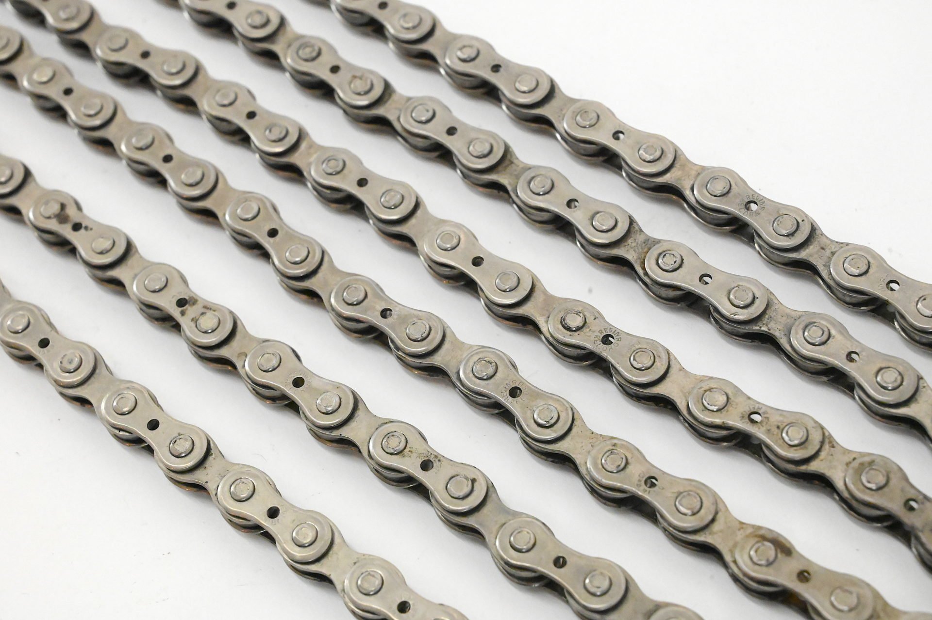 Regina Record Classic Road Bicycle Chain 6/7 - Speed 108 Links - Image 4