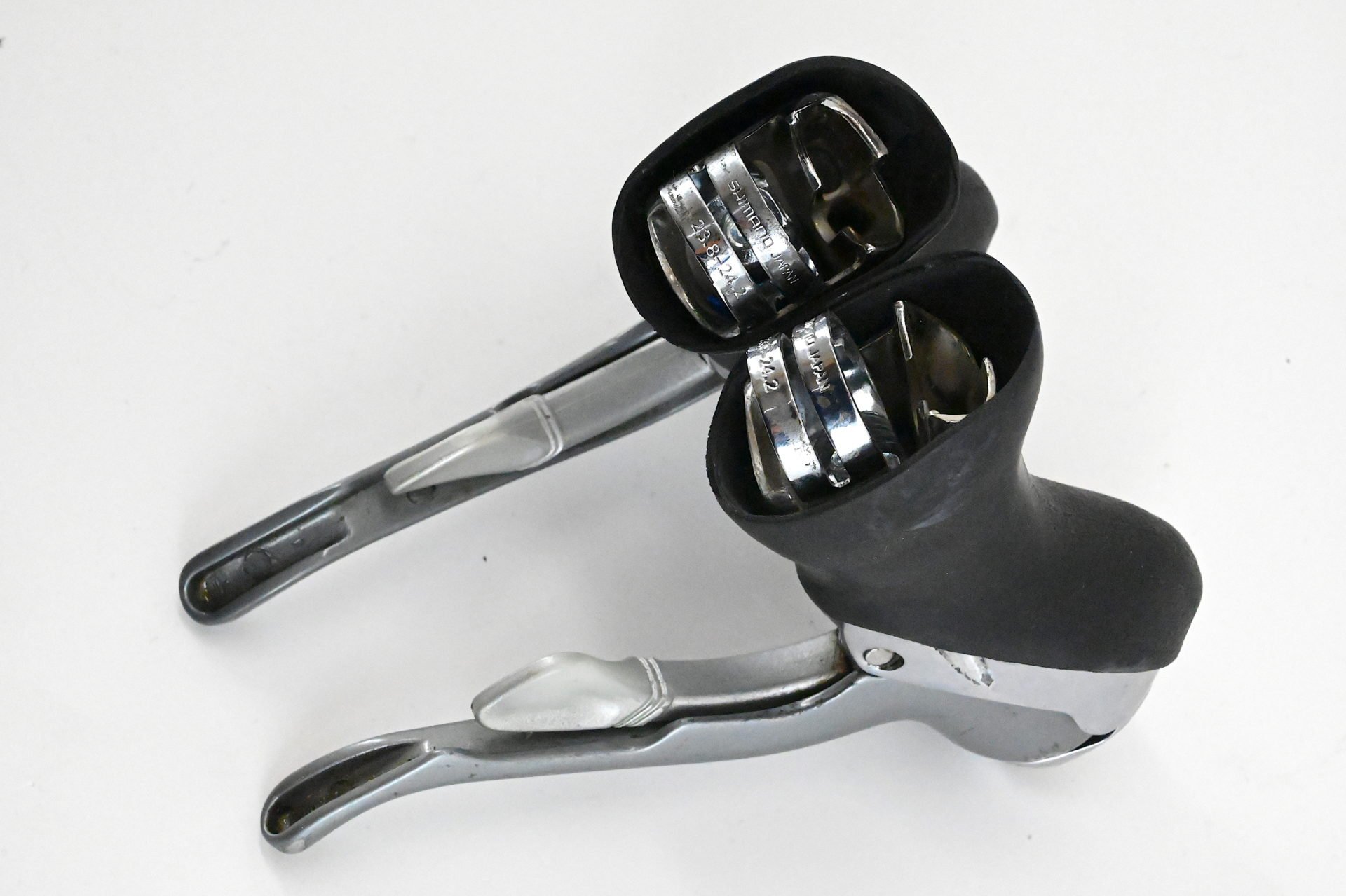 Shimano Ultegra 600 Tricolor STI Brake/Shifting Lever 8 Speed - Image 6