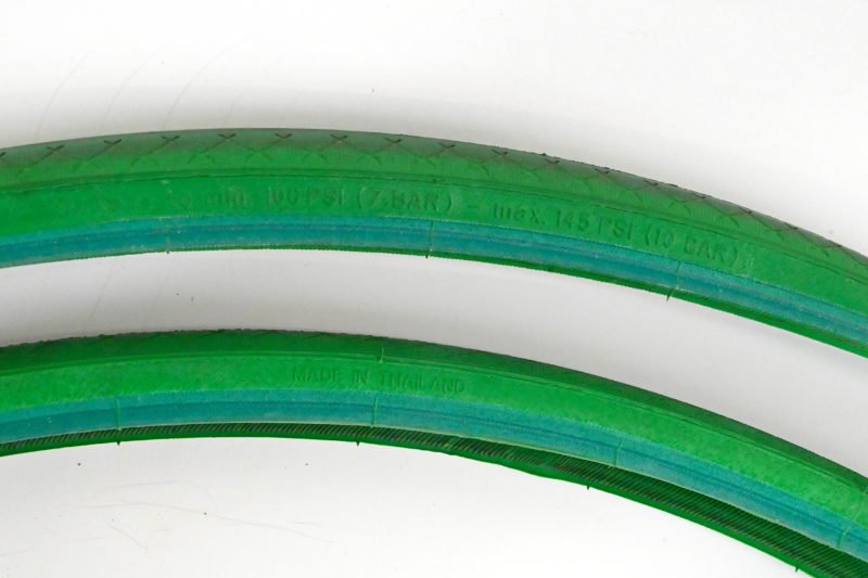 Vittoria Zaffiro Green 700c x 23mm Foldable Clincher Tire - Image 4