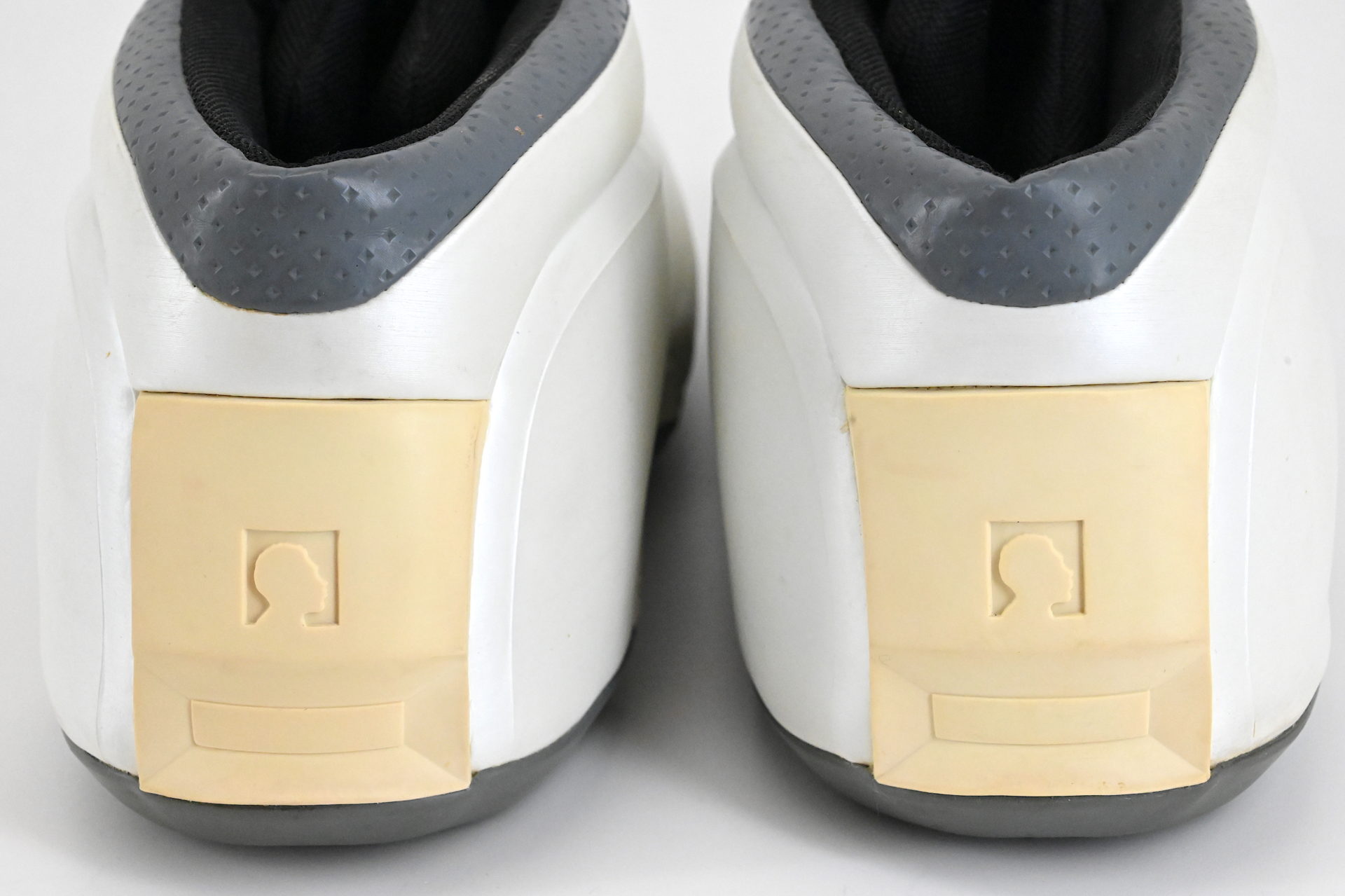 Adidas Kobe 2 Silver 2001 Basketball Shoes Size US 13 1/2   EU 48 2/3 - Image 3