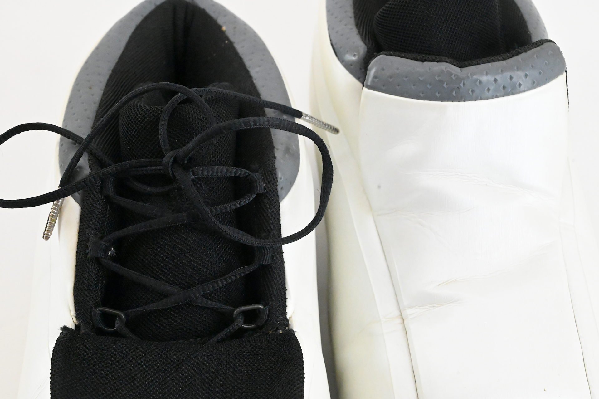 Adidas Kobe 2 Silver 2001 Basketball Shoes Size US 13 1/2   EU 48 2/3 - Image 6