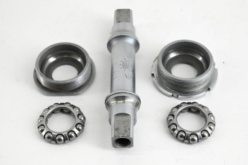 Campagnolo Pista Bottom Bracket 65-P-110 104mm 1960s 36x24F - Image 4