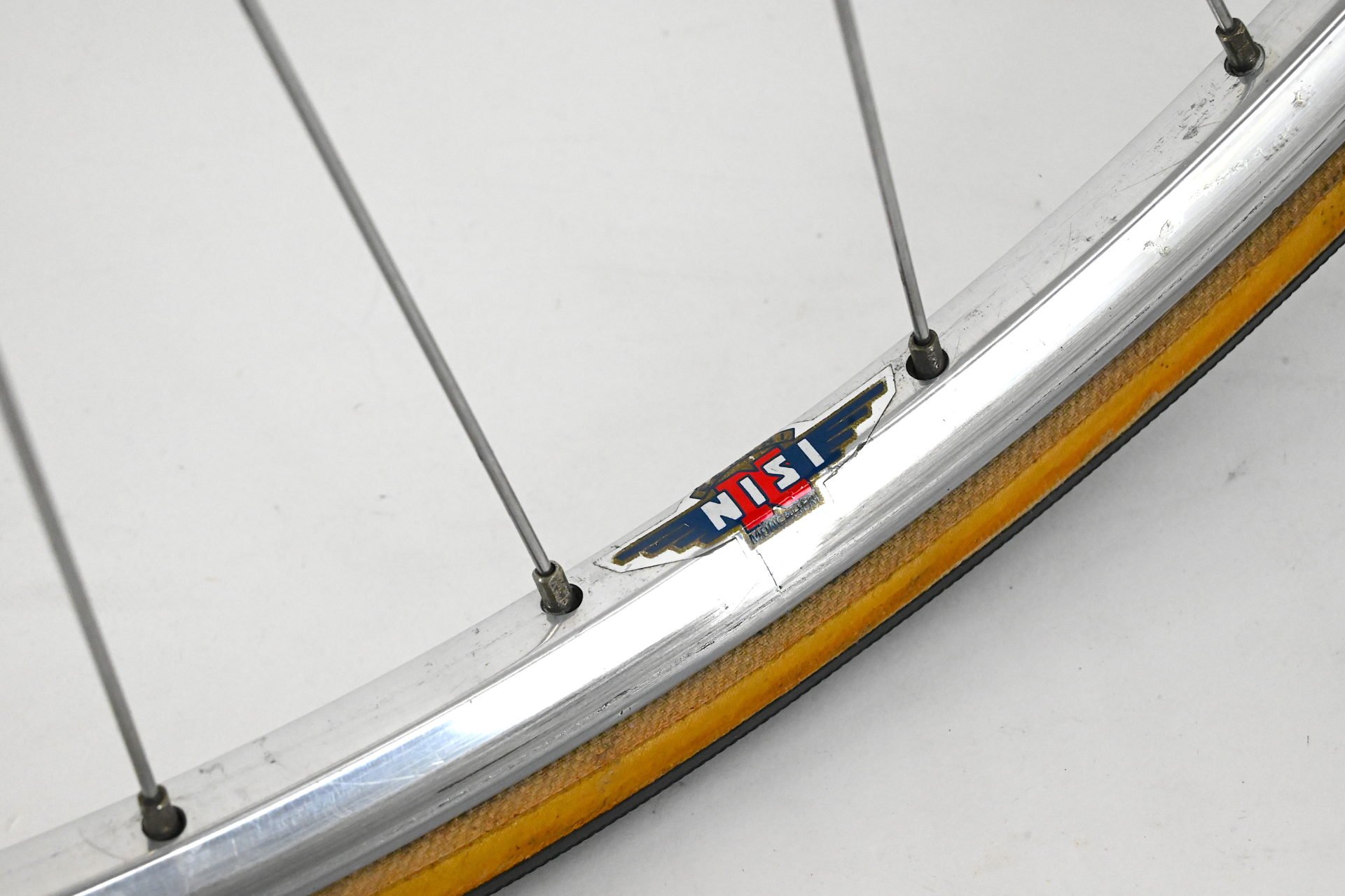 Campagnolo Super Record / Nisi Laser 26" Front Wheel TT Lopro 32 Hole 650c - Image 3