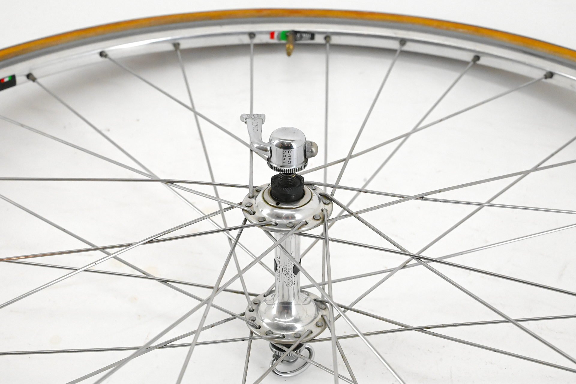 Campagnolo Super Record / Nisi Laser 26" Front Wheel TT Lopro 32 Hole 650c - Image 7