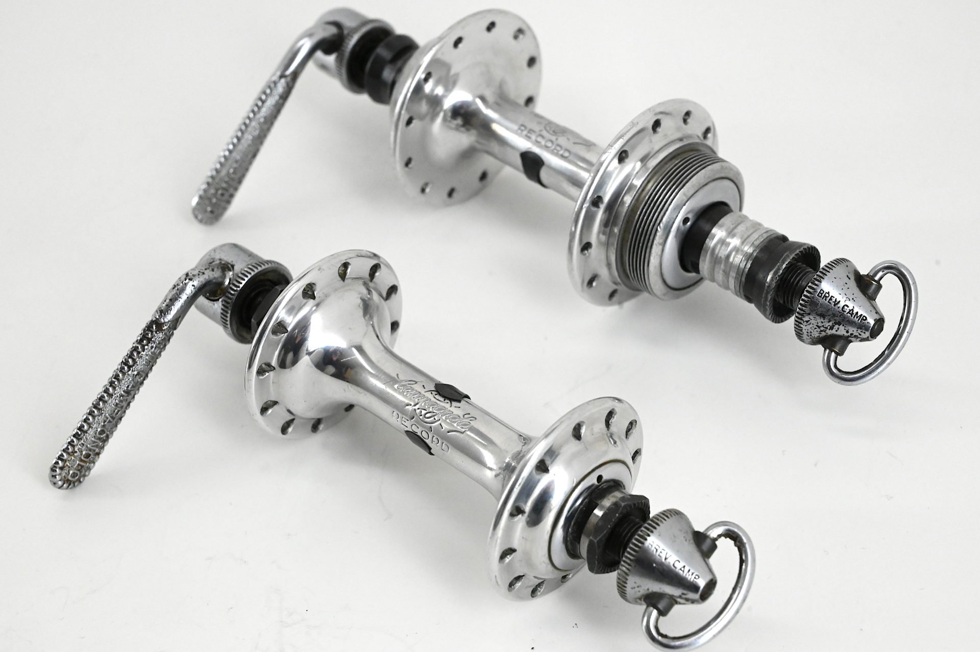 Campagnolo Super Record 24 Hole Hubs 126/100 1975 - Image 4