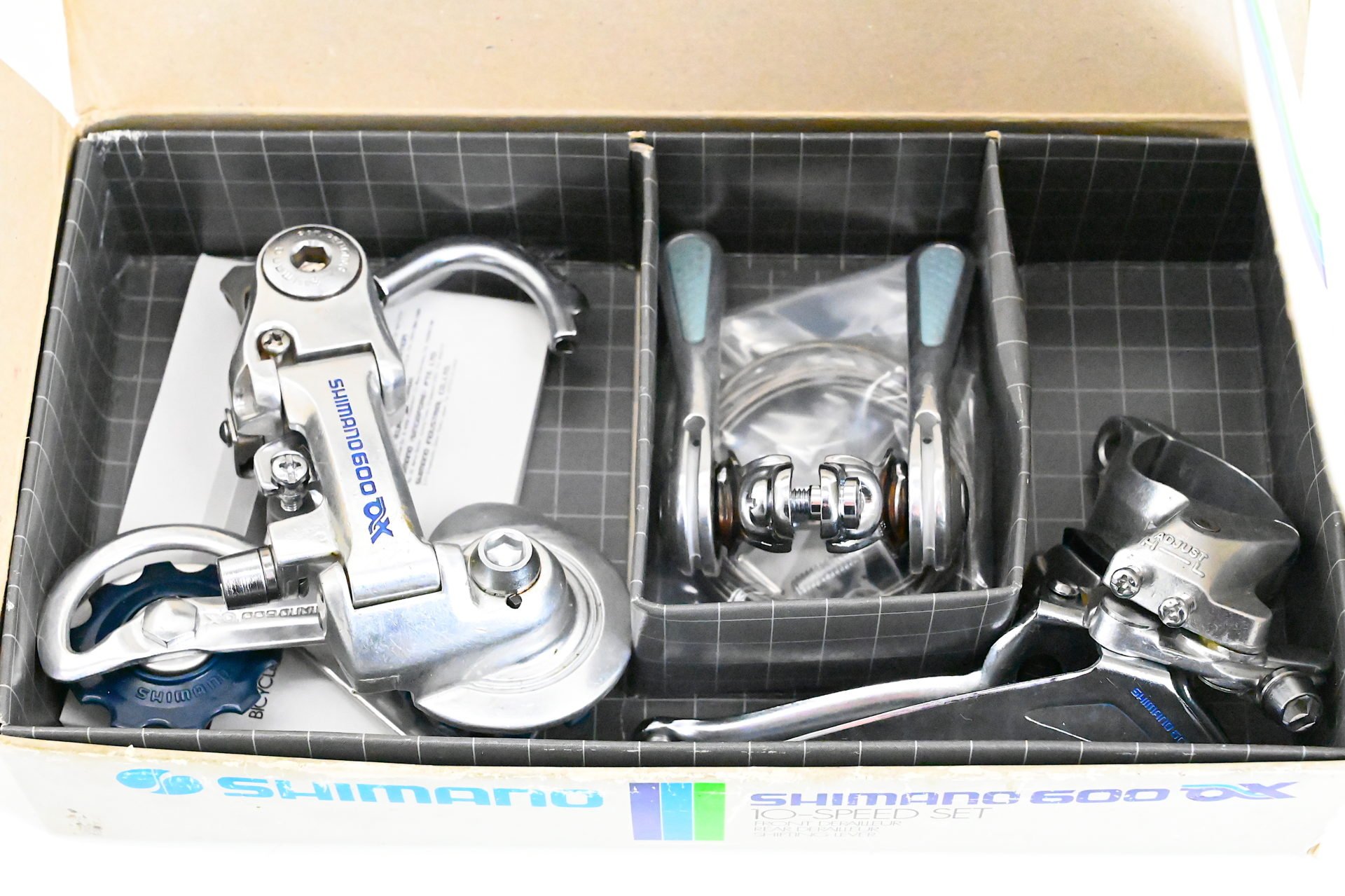 NOS NIB Shimano 600 AX Shifting Set Front Derailleur, Rear Derailleur and Shifting Lever - Image 3