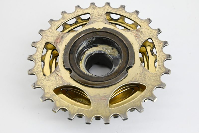 Shimano Dura Ace Screw On Freewheel 6-Speed 14-26 - Image 4