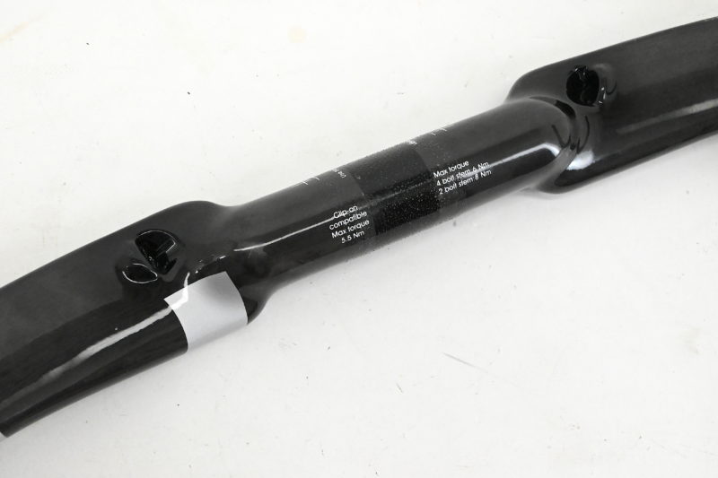3TTT Aeronova LTD Carbon Fibre Aero Handlebar 31.8mm 44cm - Image 5