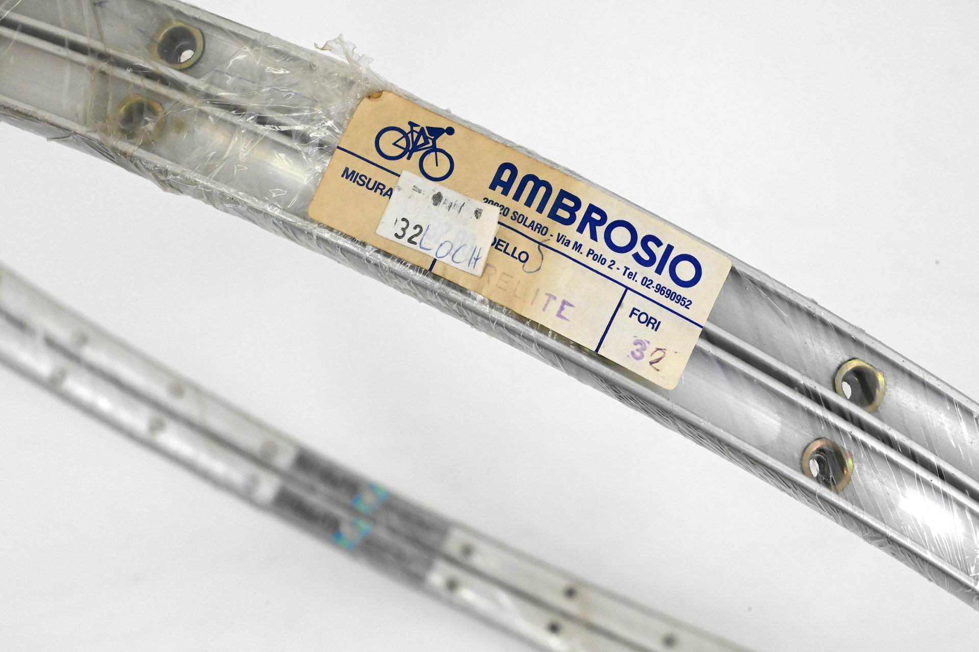 NOS Ambrosio Kerelite Ceramic Coated Rims with Brake Pads 32 Hole - Image 6