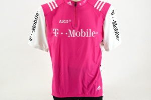Team T-Mobile Telekom Jersey by Adidas Size 7