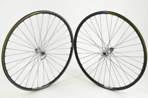 Campagnolo Chorus Wheelset With Campagnolo Omega Clincher Rims 100mm/130mm 32/36 Hole